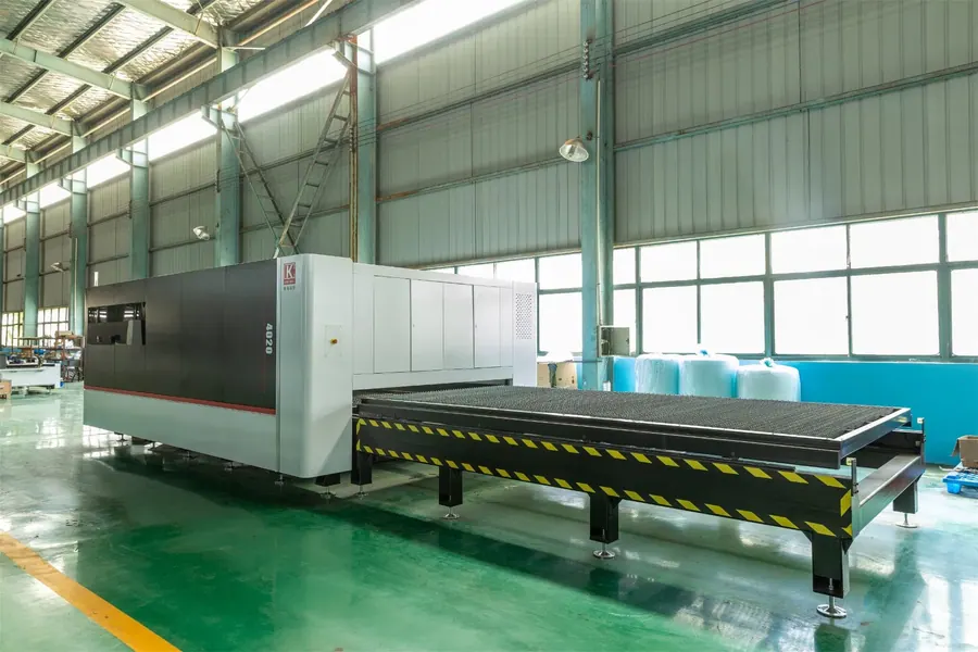 Станок лазерной резки KCL-D-4020-2000W
