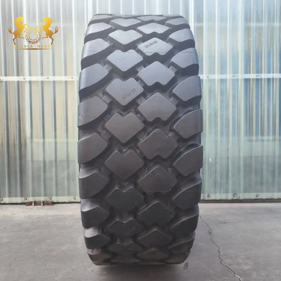 Шина для спецтехники 17.5R25 (A777)