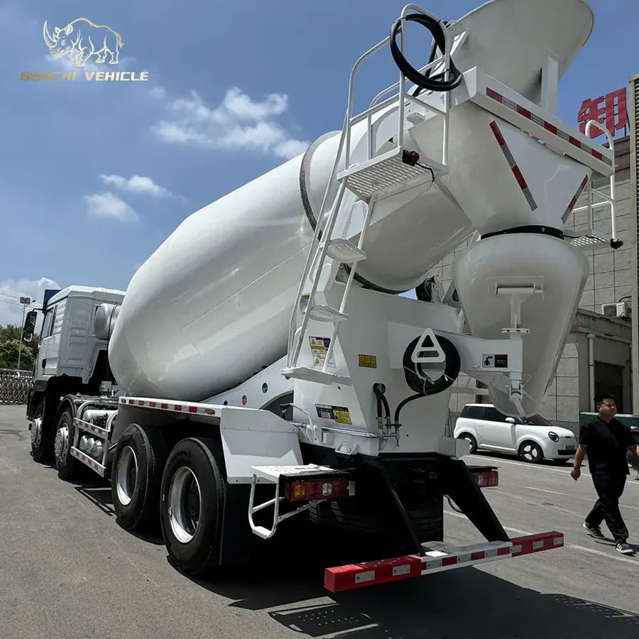 Автобетоносмеситель M3000s