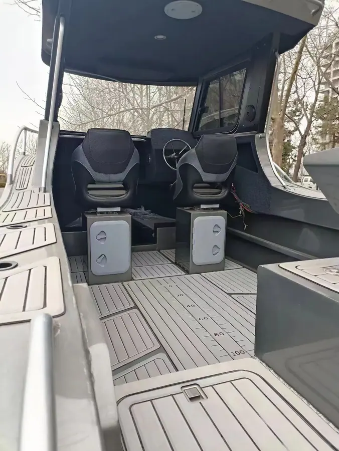 Лодка SEAMAN 650