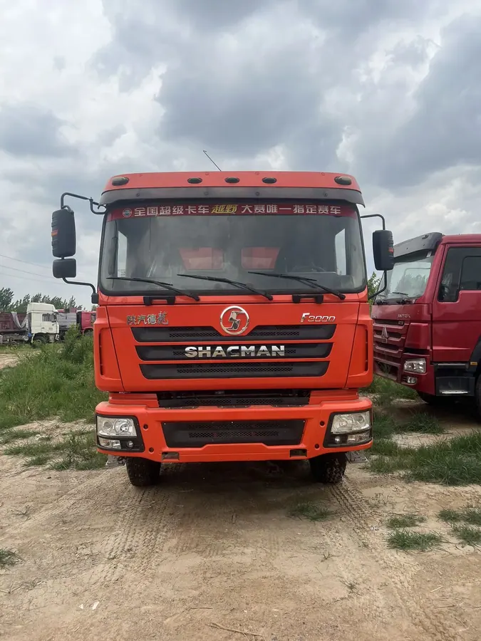 Седельный тягач SHCAMAN6x4