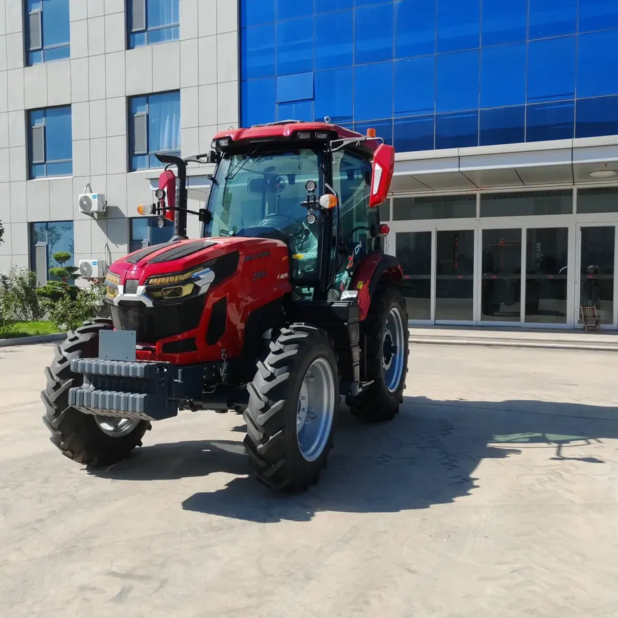 Трактор LB 804
