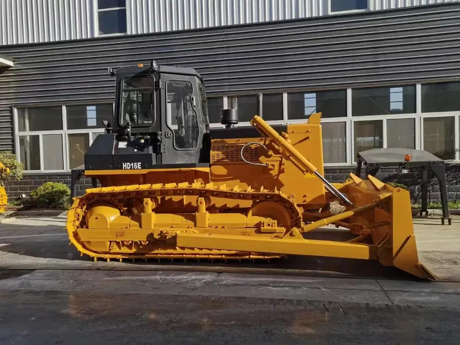Бульдозер HD16E