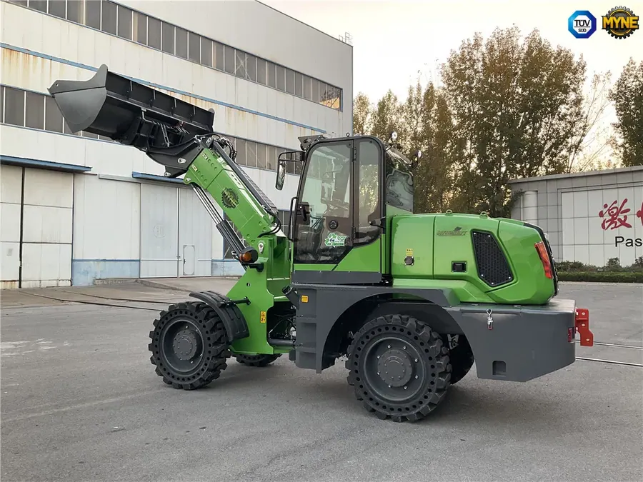 Телескопический погрузчик MYEV25
