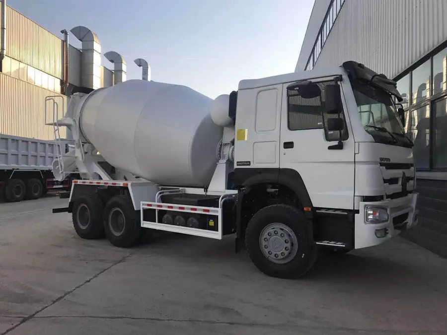 Автобетоносмеситель HW76