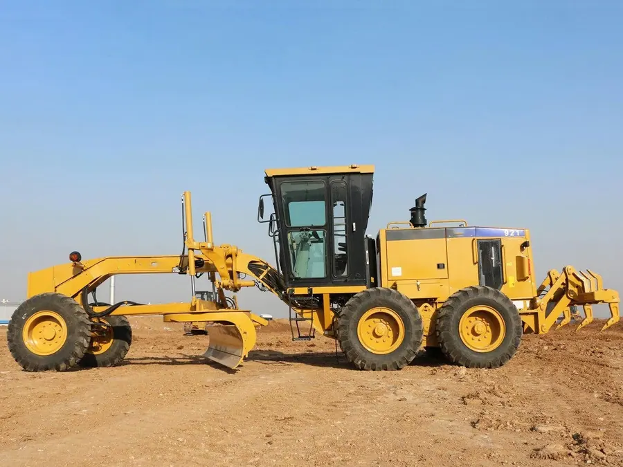 Автогрейдер 915F SEM915