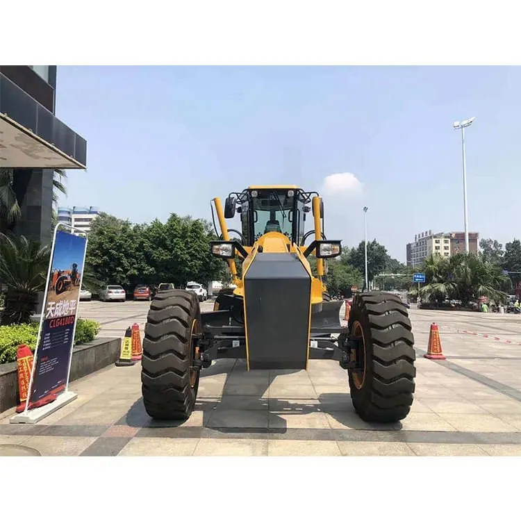 Автогрейдер 915F SEM915