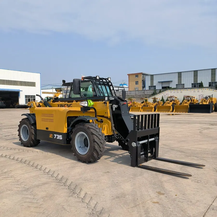 Телескопический погрузчик YN735
