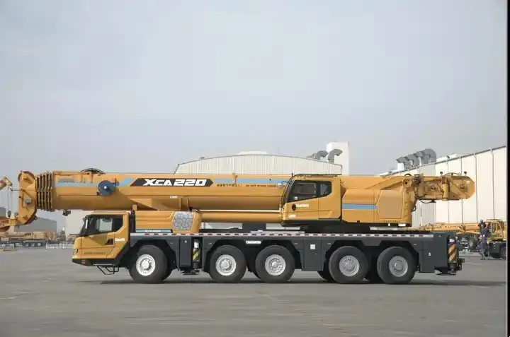 Автокран XCA200