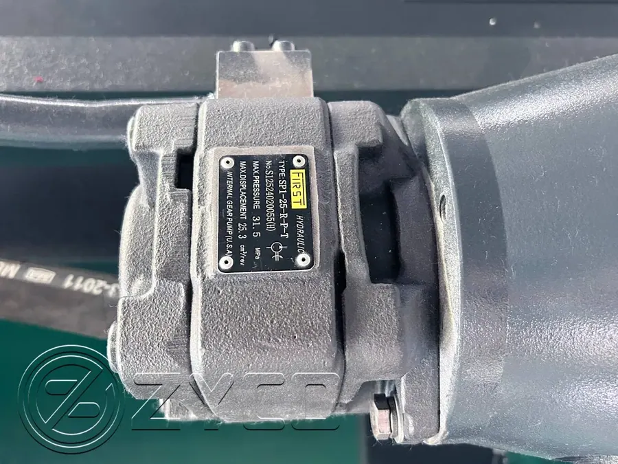 Гильотинные ножницы QC12K (листовой металл)