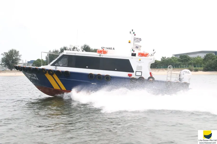 Лодка AL-1230