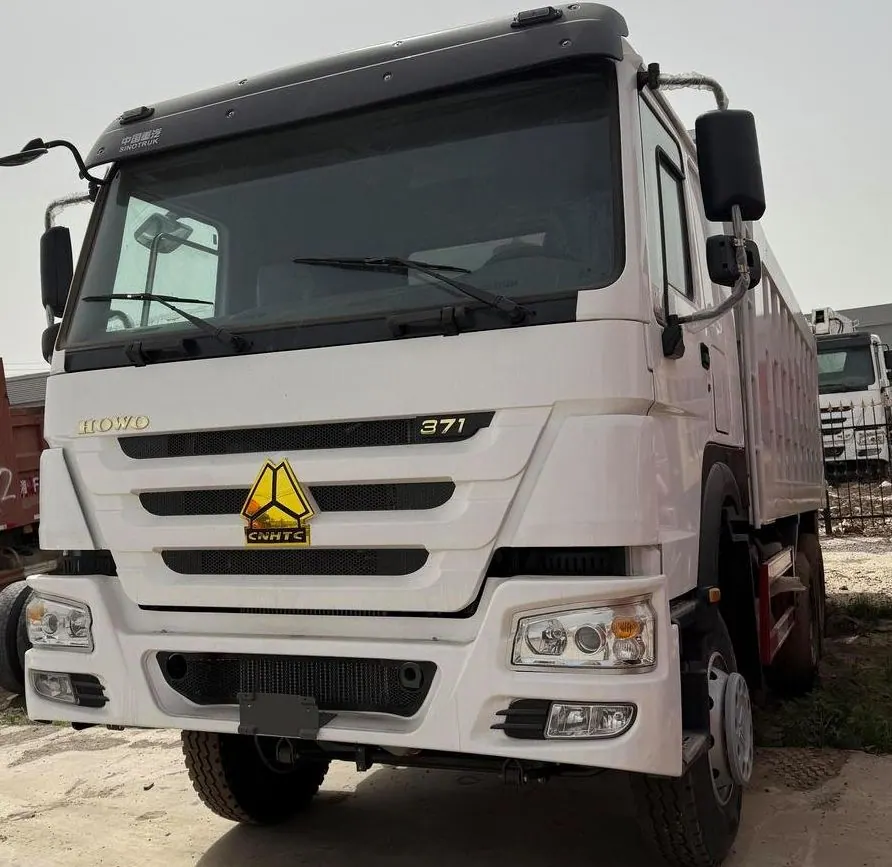 Самосвал HOWO 371, 60 т